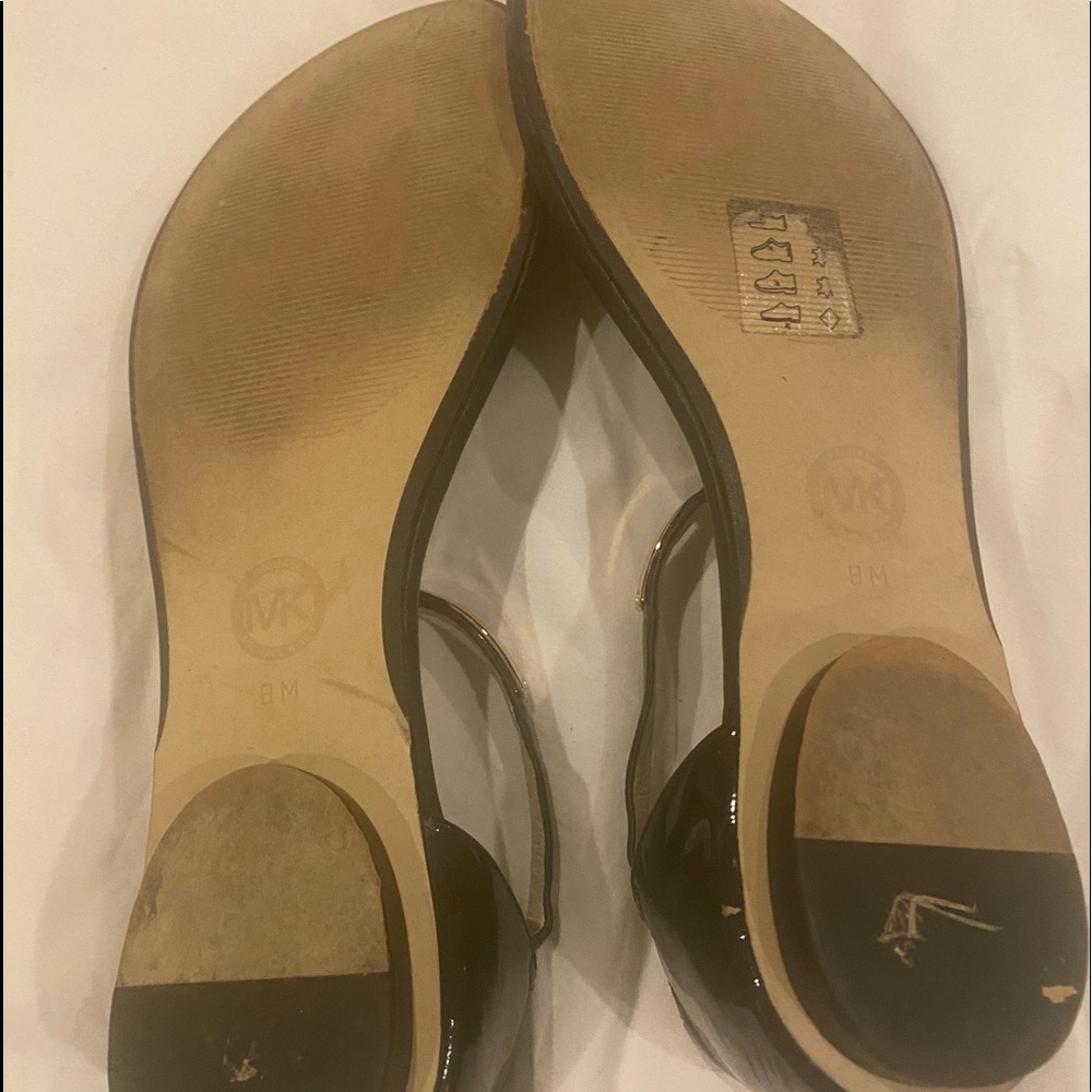 Sandals - Picture 2 of 3
